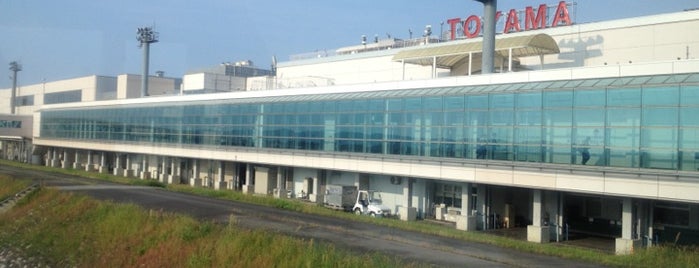 도야마 공항 (TOY) is one of I visited the airport.