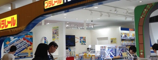 Tomica&Plarail Shop is one of TS3F.