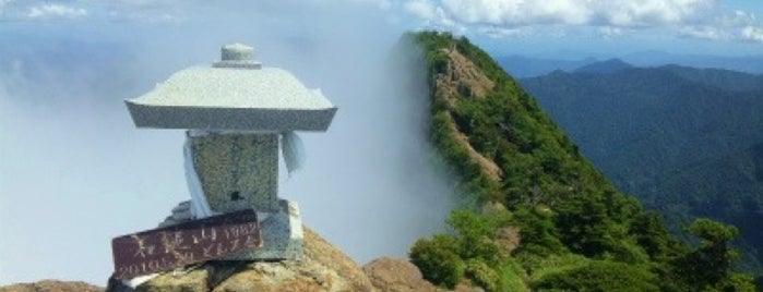 Mt.Tengu-dake is one of 西日本最高峰 神さんの山、石鎚山に登ろう！.