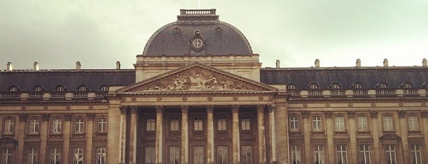 Paleizenplein / Place des Palais is one of brussels best.