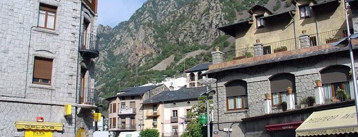 Sho Cafè is one of Andorra lifestyle.