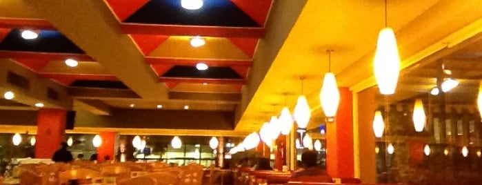 California Restaurante is one of Tempat yang Disukai Jorge.