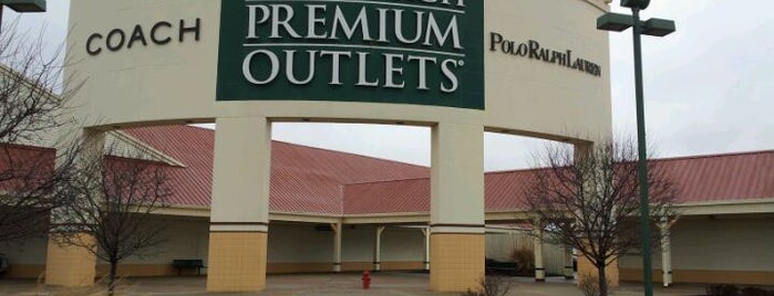 Indiana Premium Outlets is one of Tempat yang Disukai Ian.