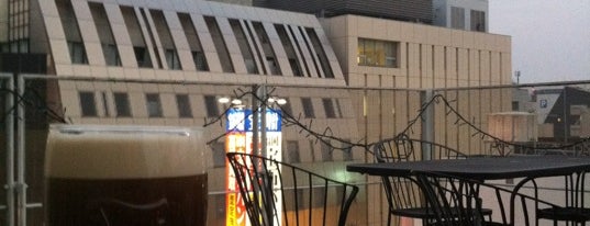 British Pub Morris' Red Fox is one of Expat Nightlife in Fukuoka.