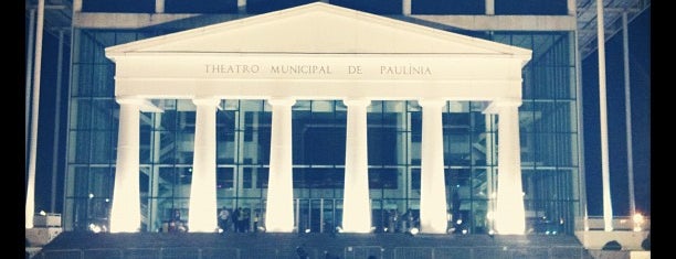 Theatro Municipal de Paulínia is one of Favoritos.
