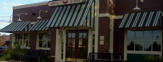 Chili's Grill & Bar is one of Lugares favoritos de Joyce.