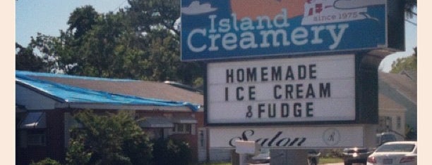 Island Creamery is one of Locais curtidos por Kevin.