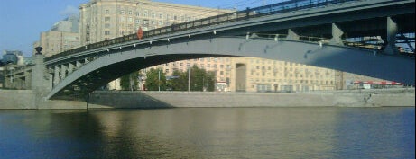Смоленский метромост is one of Bridges in Moscow.