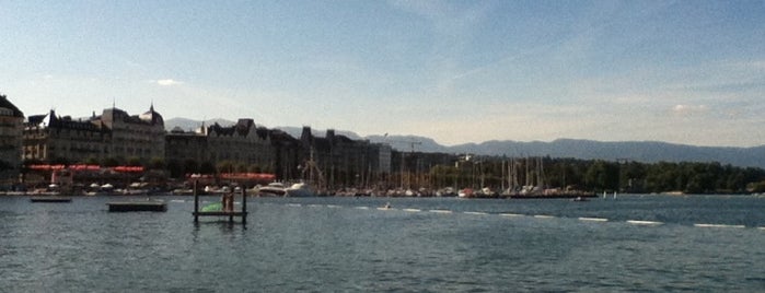 Bains des Pâquis is one of Top 10 favorites places in Genève, Suisse.