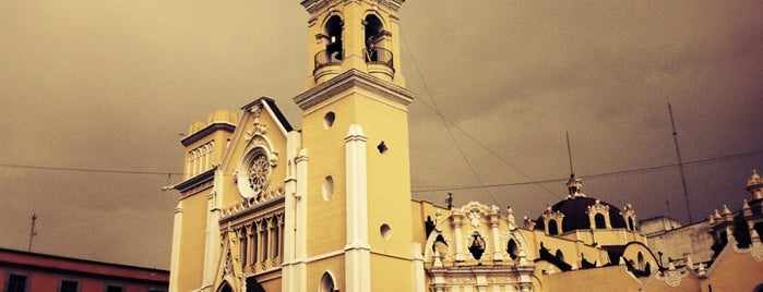 Catedral Metropolitana is one of Tempat yang Disukai Panna.