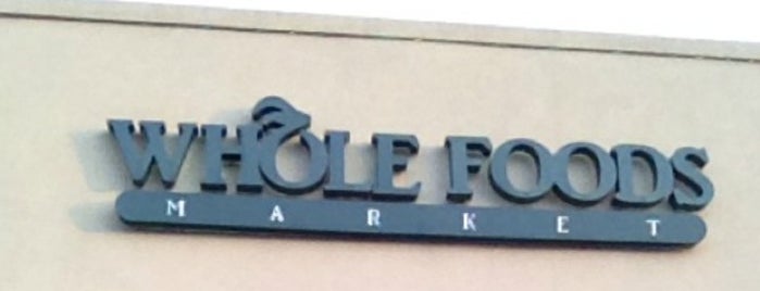 Whole Foods Market is one of Posti che sono piaciuti a Persephone.