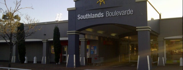 Southlands Boulevarde is one of สถานที่ที่ Meidy ถูกใจ.