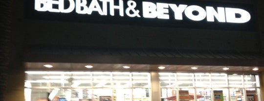 Bed Bath & Beyond is one of Jackie’s Liked Places.