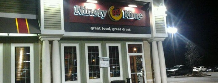 Ninety Nine Restaurant is one of Lugares favoritos de Rob.
