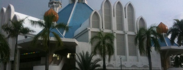 Masjid Universiti Sultan Zainal Abidin (UNiSZA) is one of Masjid.