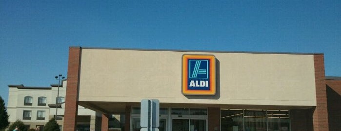 Aldi is one of Rayさんのお気に入りスポット.