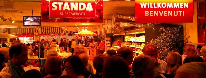 STANDA Supermercati is one of สถานที่ที่ Vancra ถูกใจ.