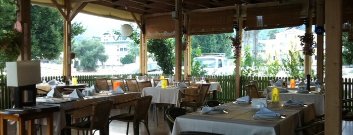 Monte Kemer Restaurant is one of Кемер: топ-5 мест с традиционной турецкой кухней.