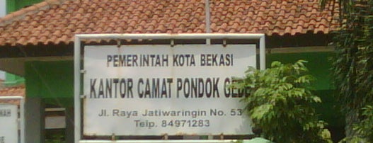 Kantor Kecamatan Pondok Gede is one of Kantor Pusat Pemerintahan Kota Bekasi.