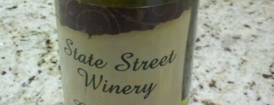 State Street Winery is one of Gespeicherte Orte von Ashlee.