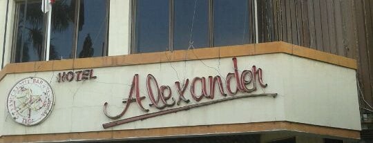 Alexander Hotel dan Restauran is one of KOTA TEGAL.