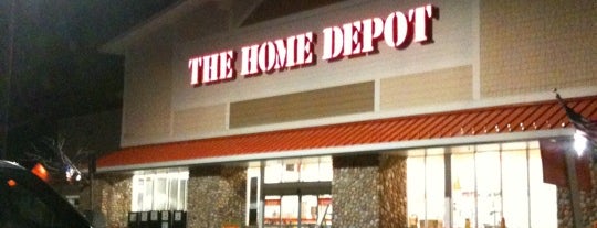 The Home Depot is one of สถานที่ที่ Mark ถูกใจ.