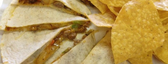 Burrito Loco is one of Orte, die Kelly gefallen.