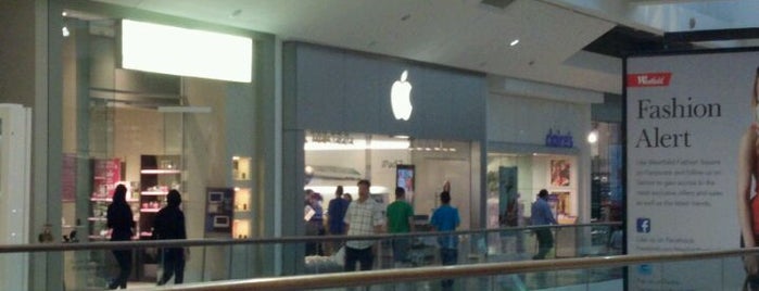 Apple Sherman Oaks is one of US Apple Stores.