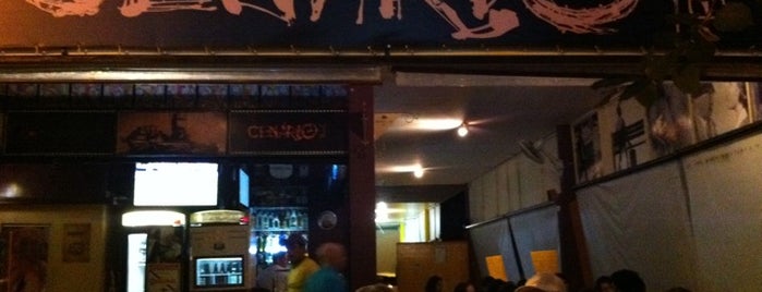 Cenário Bar is one of Orte, die Amanda gefallen.