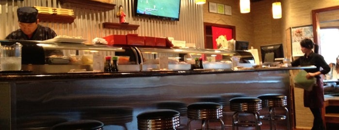 Sushi Bar is one of Posti che sono piaciuti a Dana.