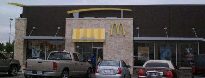 McDonald's is one of Jennifer : понравившиеся места.