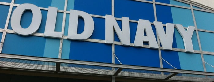 Old Navy is one of Kyra'nın Beğendiği Mekanlar.