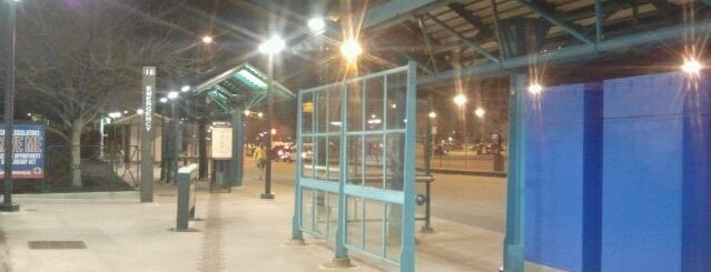 NJT - Liberty State Park Light Rail Station is one of สถานที่ที่ Philip A. ถูกใจ.