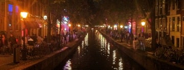Quartiere a Luci Rosse di Amsterdam is one of Must Have in Amsterdam.
