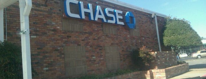 Chase Bank is one of Tempat yang Disukai Tammy.