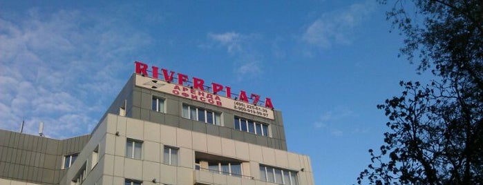River Plaza is one of Locais curtidos por Angel Without Wings♌💎.