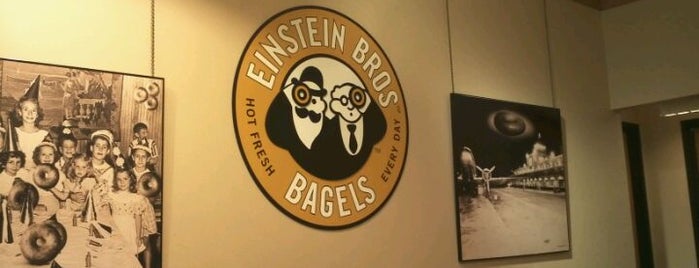 Einstein Bros Bagels is one of Locais curtidos por Suwat.
