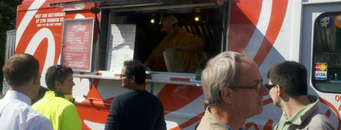 OnlyBurger Food Truck is one of Bryan'ın Beğendiği Mekanlar.