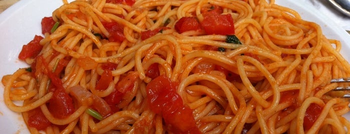 Piccola Taormina is one of Kudamm Food.