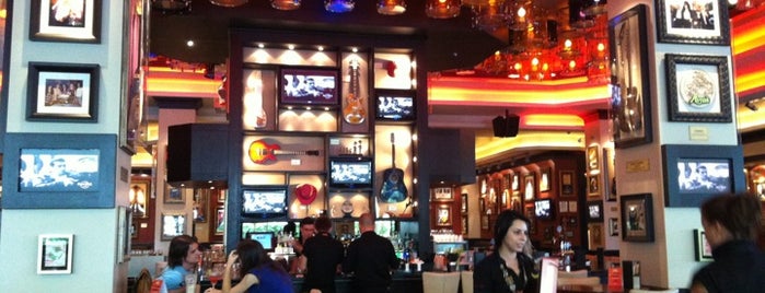Hard Rock Cafe București is one of Good Restaurants.