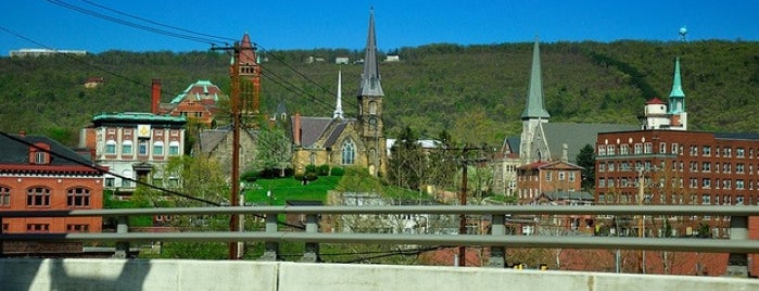 Crosstown Bridge is one of Historic Bridges and Tinnels.