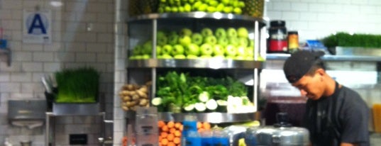 Juice Generation is one of Healthy Lunch in Soho.