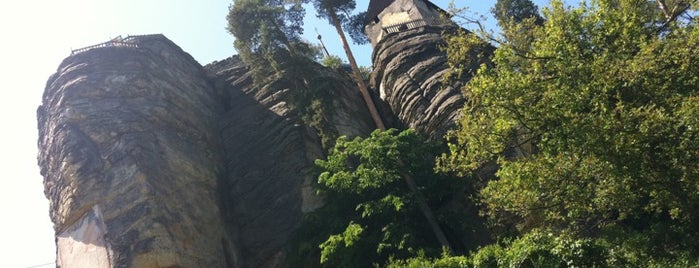 Hrad Sloup is one of České hrady a zámky.