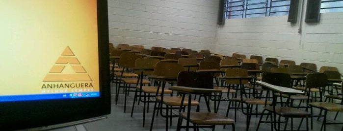 Faculdade Anhanguera De Campinas - Unidade 1 is one of Heloisa : понравившиеся места.
