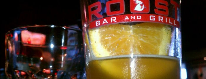 The Roost Bar & Grill is one of Locais curtidos por Laura.
