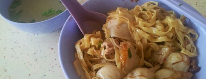 Hui Ji Fish Ball Noodle • Yong Tau Fu is one of Good Food Places: Hawker Food (Part I)!.