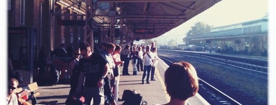 Gare de Bath Spa (BTH) is one of Railway Stations in UK.