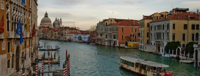 Canal Grande is one of Best Europe Destinations.