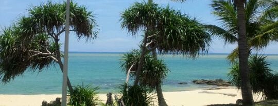 Pantai Teluk Bidara is one of Kuala Terengganu.