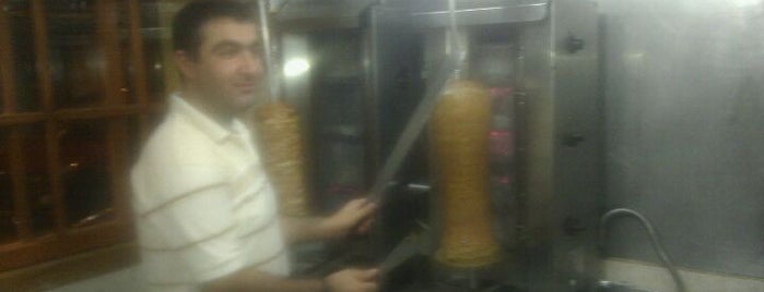 Bar Kebab Kurdo is one of Tempat yang Disukai Sergio.